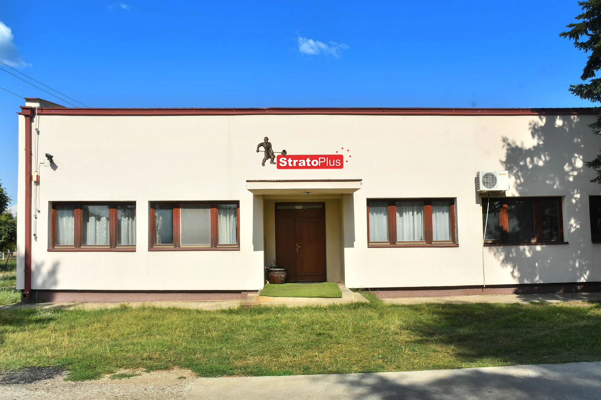 Poslovni objekat Strato Plus u Žitkovcu